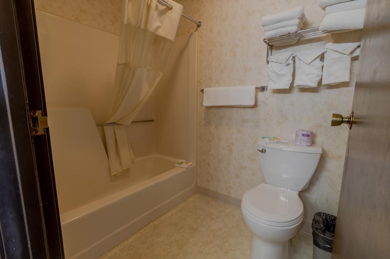 Thunderbird Lodge Мичъл Екстериор снимка